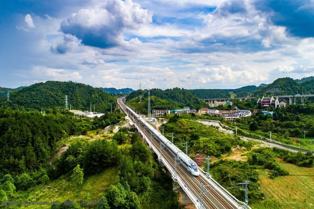 高铁图片 高铁 动车 铁路运输 火车 铁道 交通 和谐号 动车组 高铁动车 交通工具 高速列车 铁路素材 复兴号 现代科技