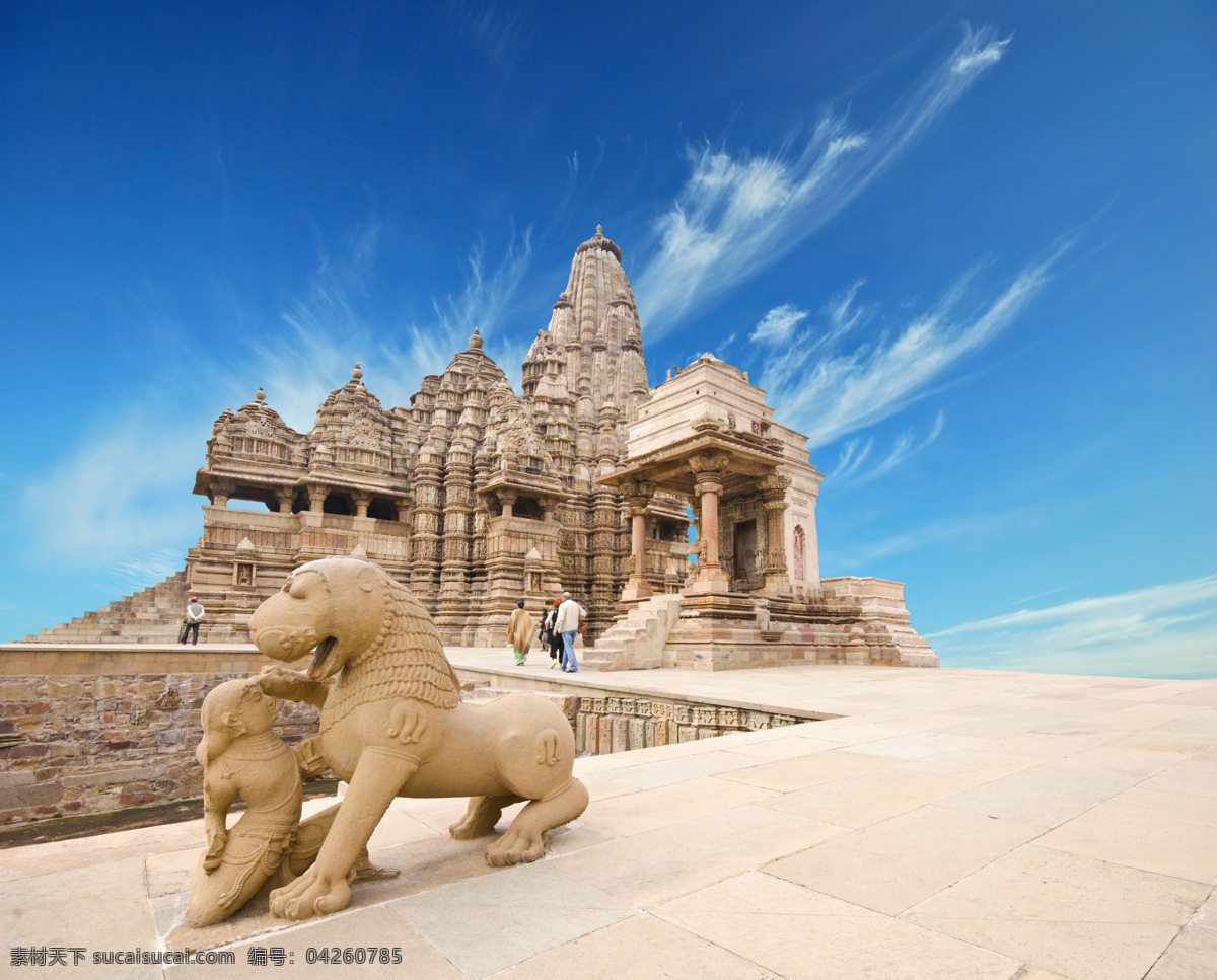 蓝天 下 狮子 印度 建筑 印度中央邦 印度教堂 庙宇 雕刻建筑 名胜古迹 古老建筑 著名建筑 旅游景区 建筑设计 环境家居