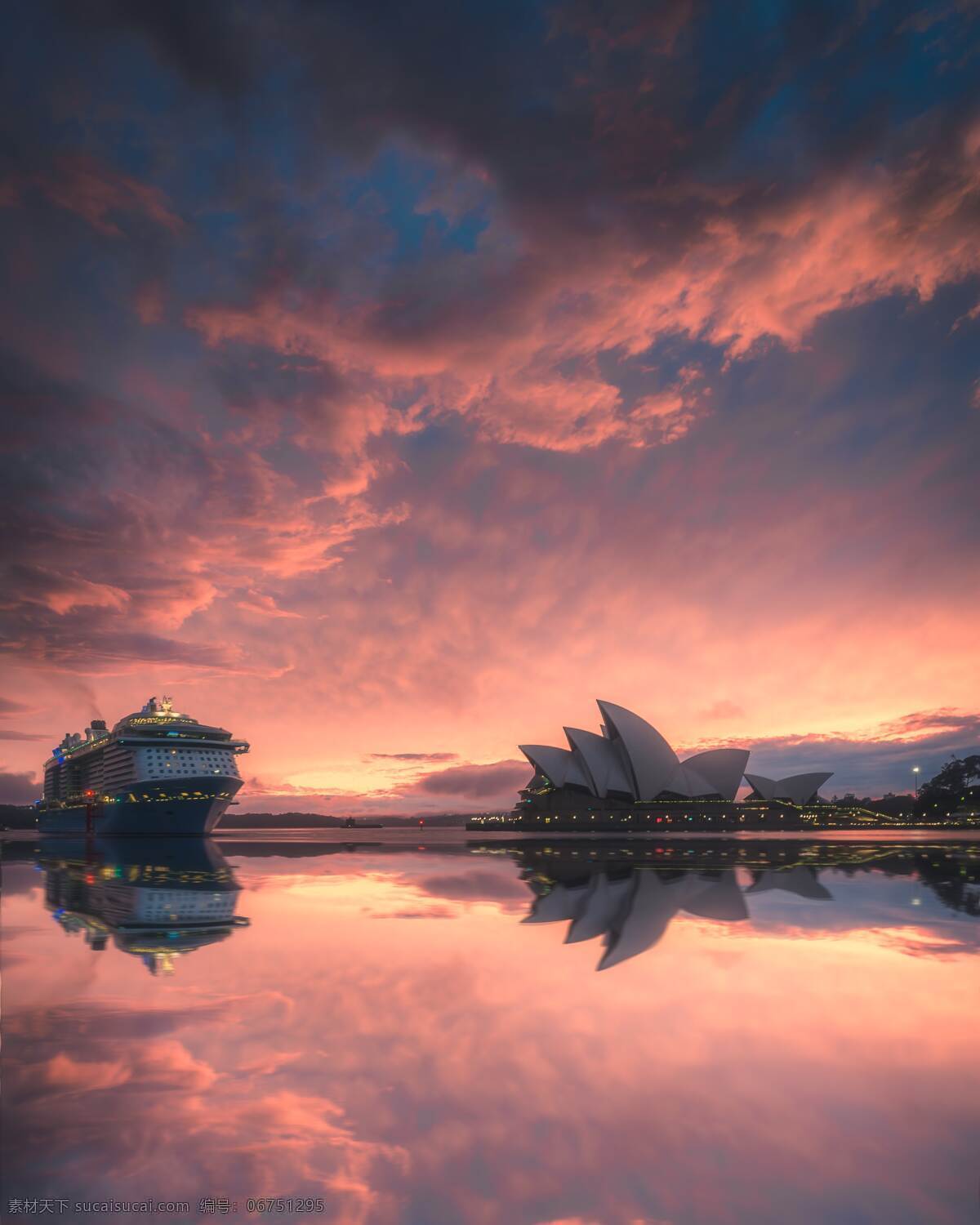 悉尼歌剧院 欧美 悉尼 歌剧院 日落 彩云 大海 海岸 游轮 温馨 拍摄 摄影类 自然景观 自然风景