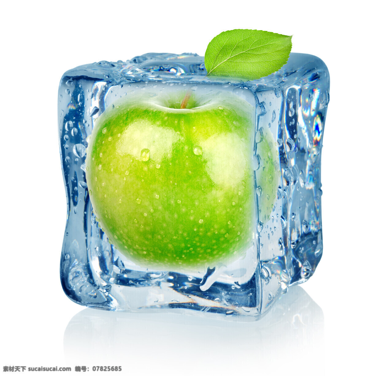 冰凍的蘋果 蘋果 冰塊 冰凍的水果 新鮮水果 冰凍冷藏 冷藏保鮮 中華美食 餐飲美食 白色