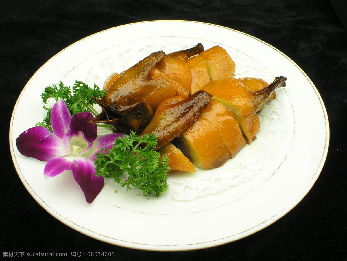 脆皮乳鴿 脆皮鴿子 中式菜肴 中餐 餐廳菜譜 中華美食 餐飲美食 傳統(tǒng)美食