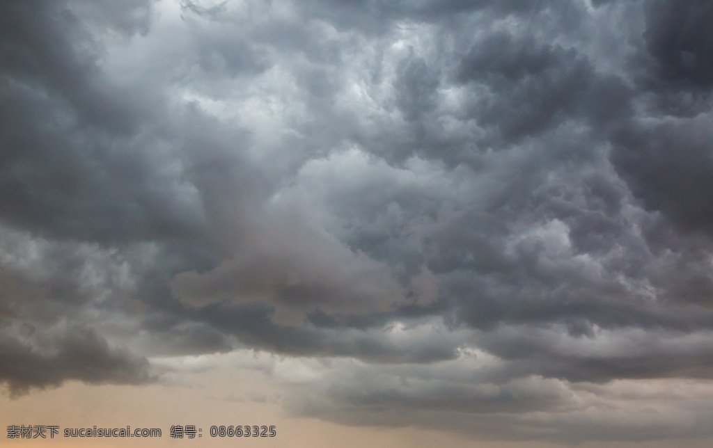 暴風(fēng)雨 陰天 雨天天空素材 天空素材圖片 下雨天 陰天高清大圖 ps素材 雨天 下雨 高清 天空素材 天空 陰云 自然景觀 自然風(fēng)景