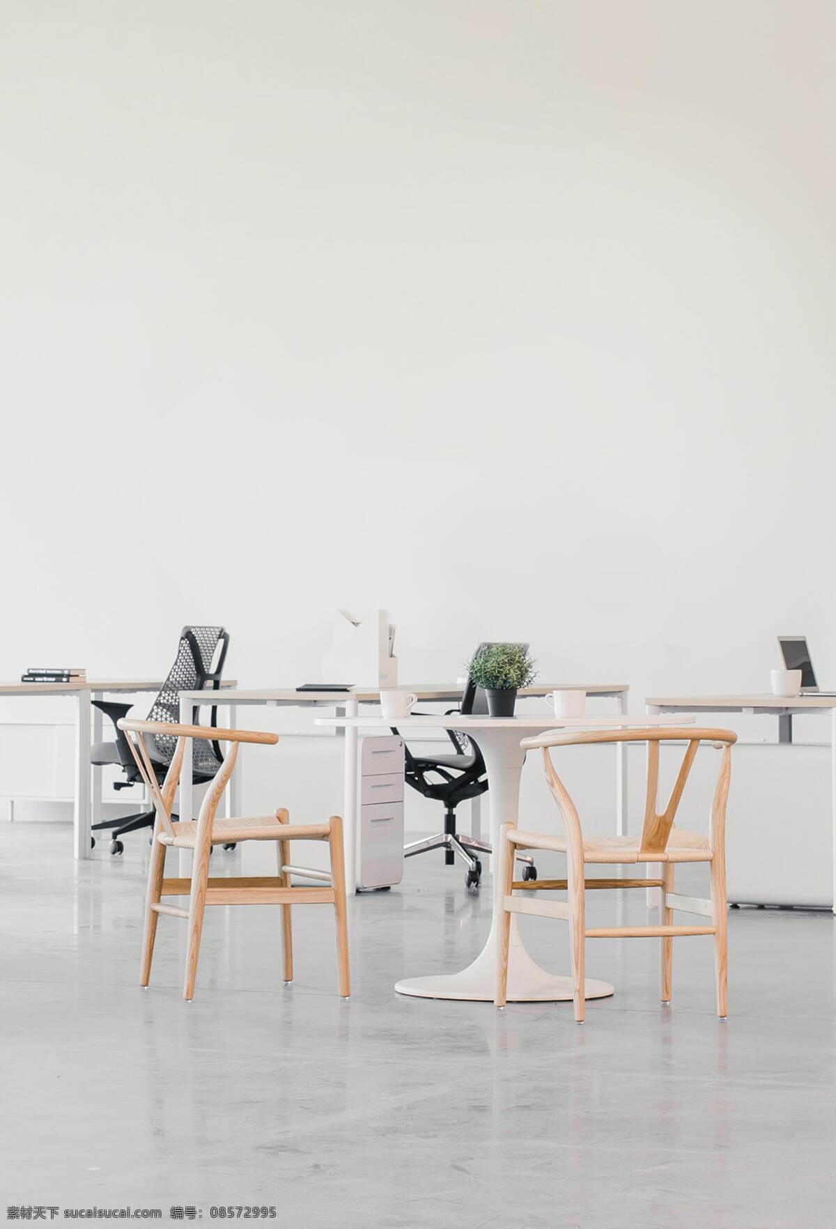 极 简 风格 办公 空间 办公桌 实木椅子 电脑台 简约风 办公室 极简主义空间 生活百科 学习办公
