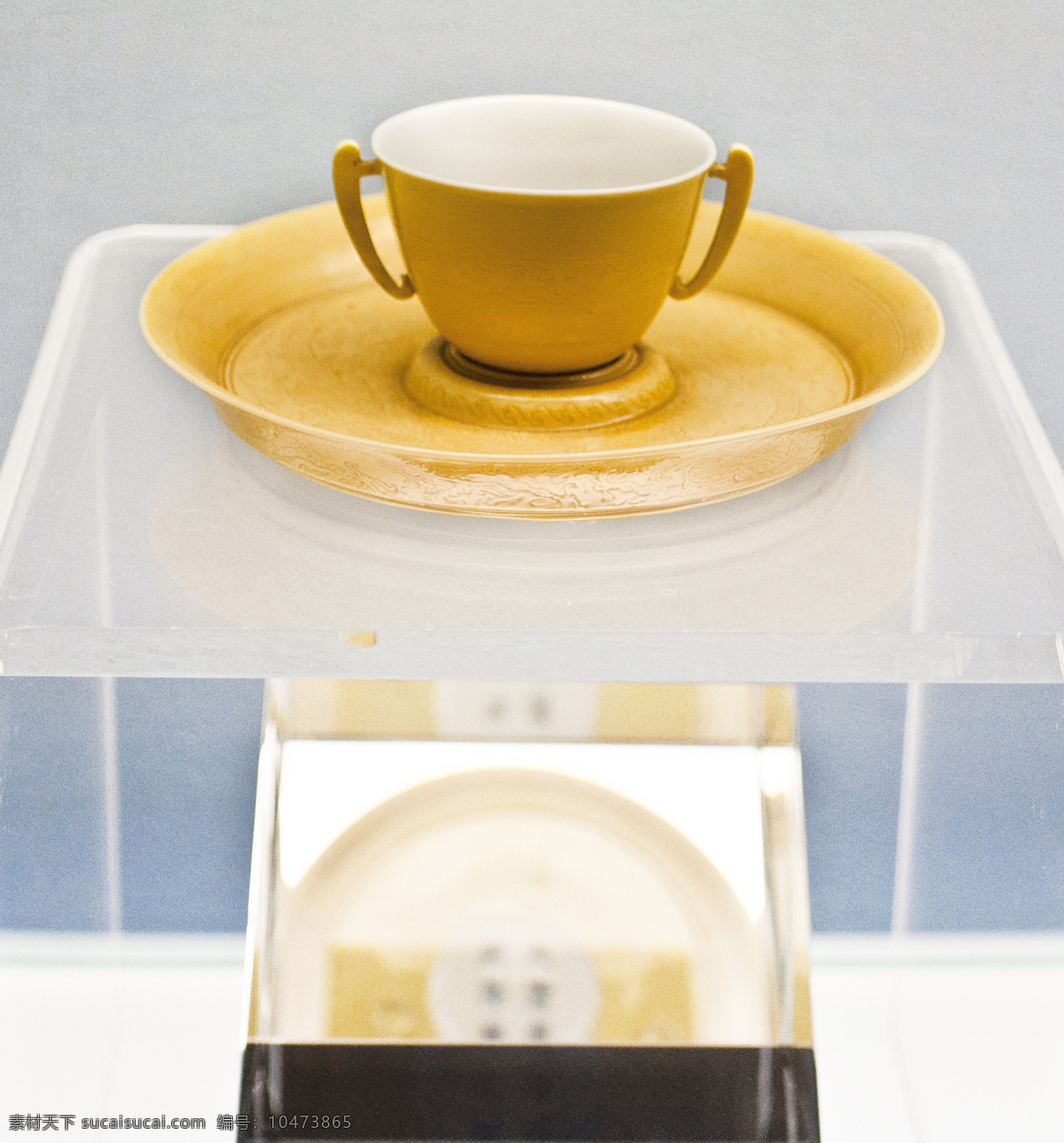 皇家茶杯 古代瓷器 壶 宫廷用品 展示 古代文化 博物馆 藏品 上海文化 上海博物馆 传统文化 文化艺术