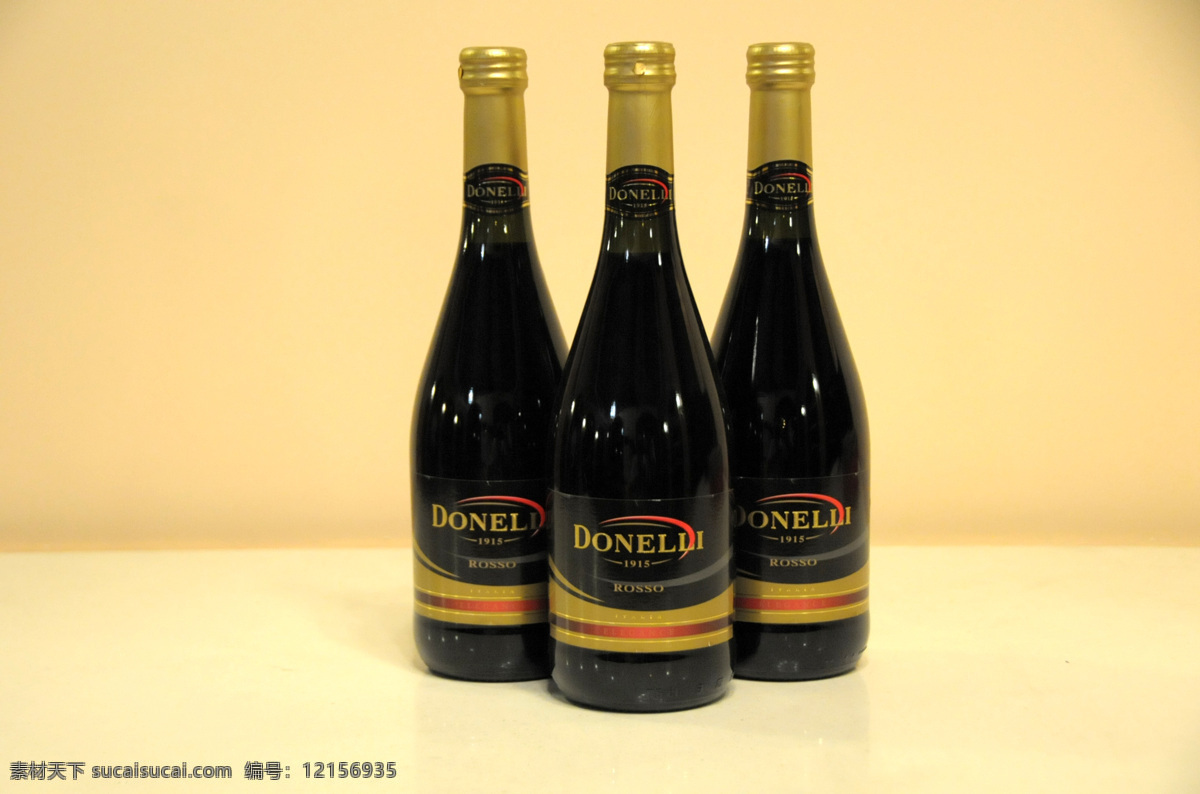 張?jiān)?紅酒 餐飲美食 大方 美酒 飲料酒水 優(yōu)雅 張?jiān)＜t酒 psd源文件