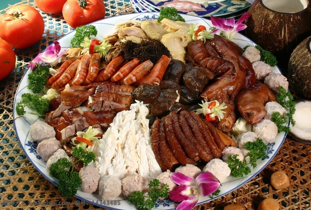 賀年盤菜 酒店 中餐 餐飲 傳統(tǒng) 賀年 菜式 美食 鮮蝦 扣肉 肉丸 發(fā)菜 冬菇 燒鵝 雞 豬蹄 酒店餐飲圖庫(kù) 傳統(tǒng)美食 餐飲美食