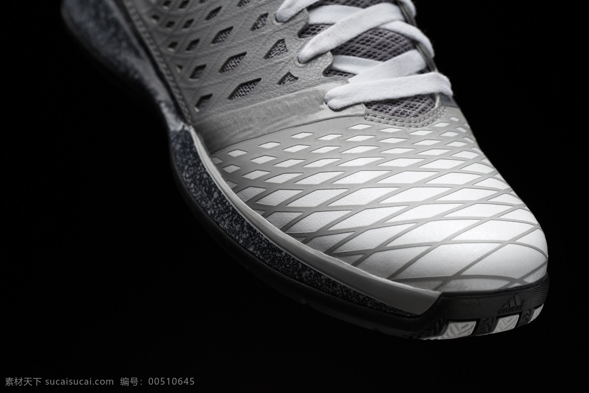 nba 体育运动 文化艺术 adidas 篮球 鞋 广告宣传 照片 平面广告 篮球鞋广告 psd源文件