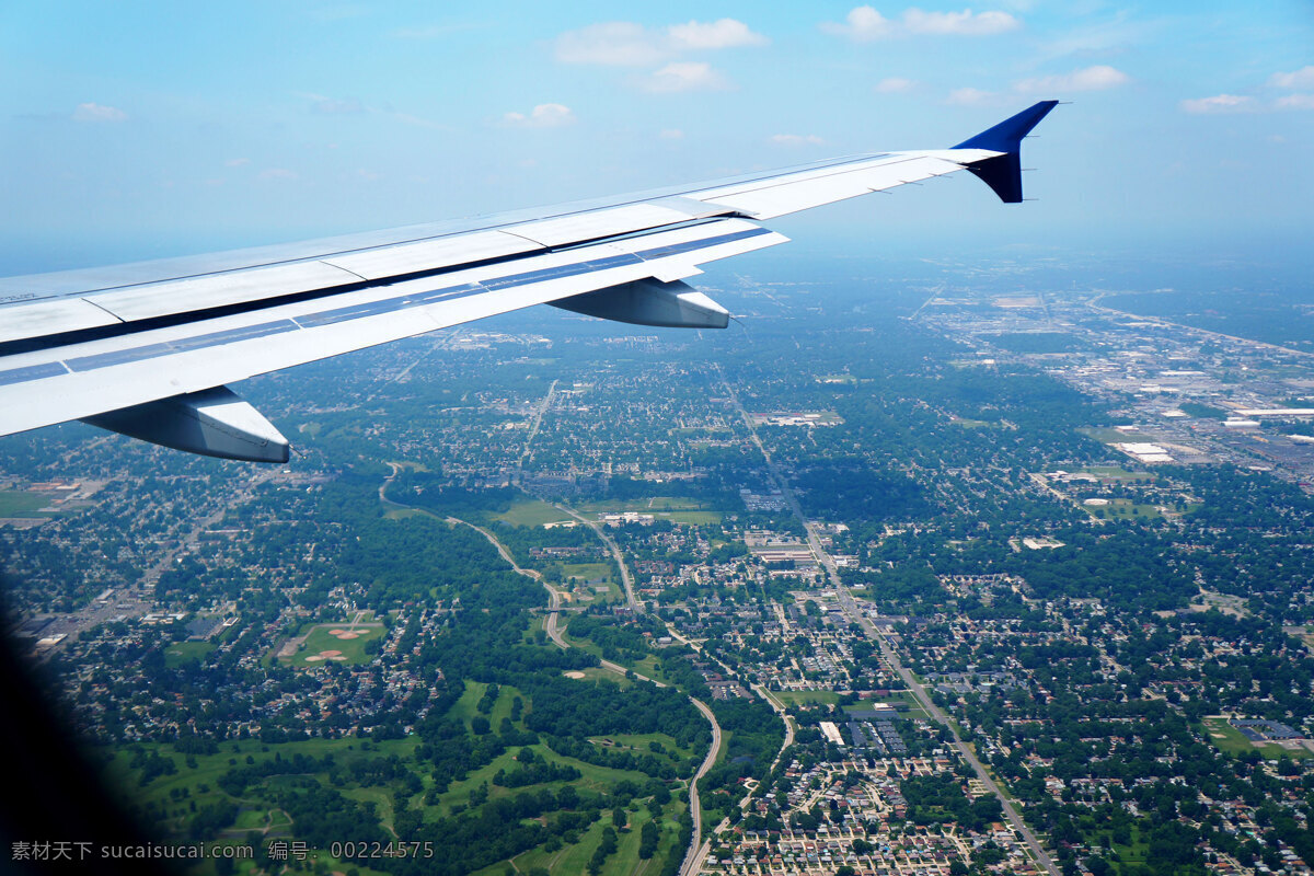 机窗俯瞰美国 美国 俯瞰 机翼 飞机 高空 机窗 森林 城市 建筑群 风景摄影 风景名胜 自然景观