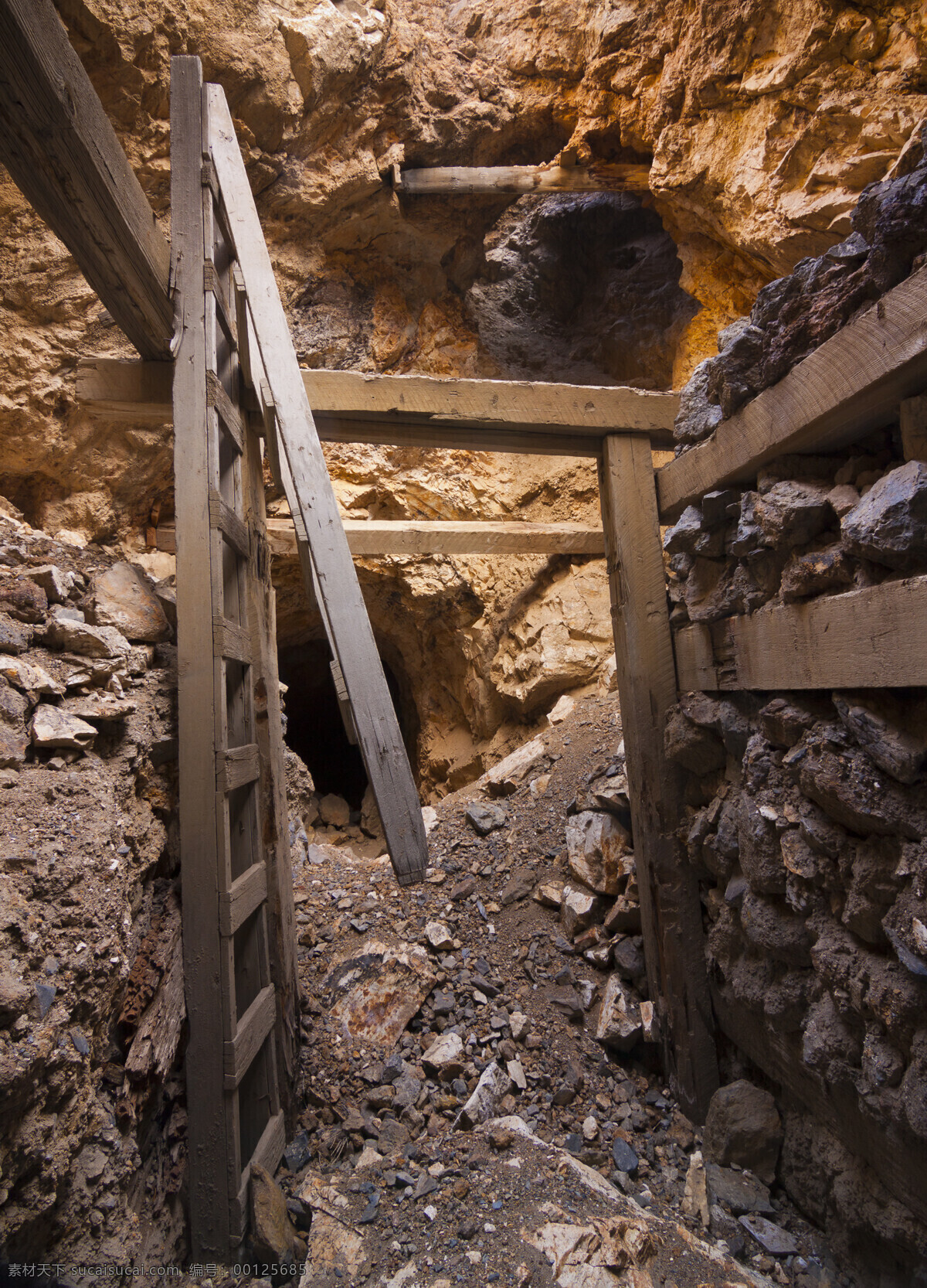 矿 洞 坍塌 矿井 煤矿 隧道 事故 工业生产 现代科技