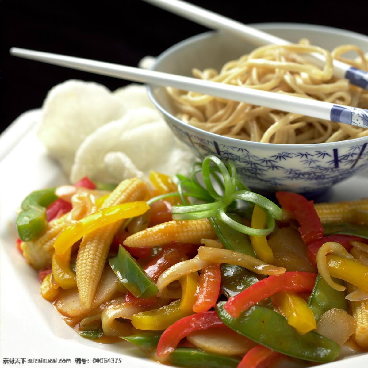 拌面 餐饮美食 胡萝卜 拉面 辣椒 萝卜 面条 青椒 蔬菜拌面 蔬菜 沙拉 红椒 意大利菜 西餐 西餐美食 风景 生活 旅游餐饮