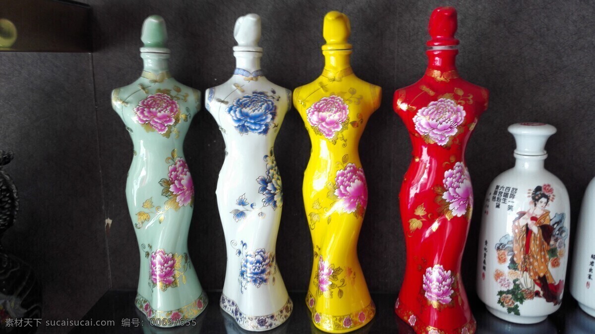 极品陶瓷 旗袍美女 美女 陶瓷 景德镇 收藏酒坛 陶瓷收藏 酒瓶 酒瓶收藏 文化艺术 传统文化