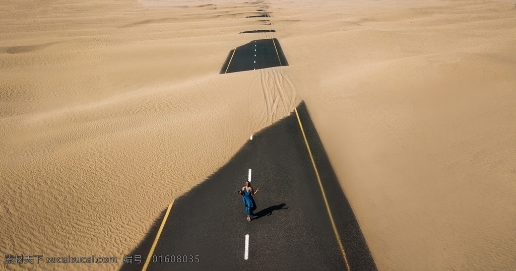 沙漠中的公路 公路 沙漠 天空 笔直 空旷 美景 风景 自然景观 自然风景