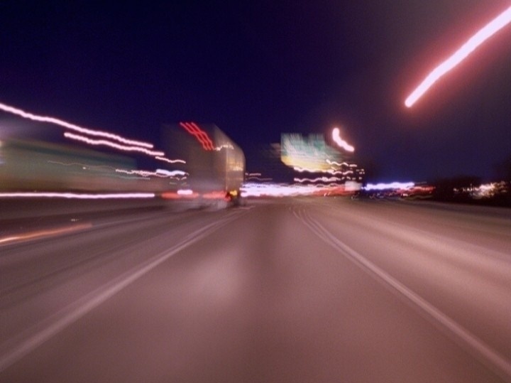 视频素材 城市元素 极速车流 极速灯光 公路 灯光 夜空 车流 商业影像 多媒体设计 源文件 mov