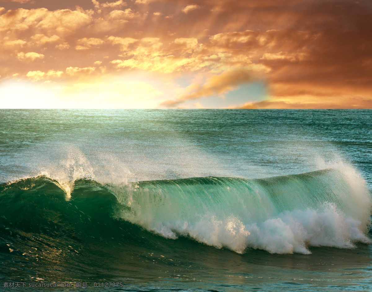 夕阳 涨潮 海水 海浪 背景 大海图片 风景图片