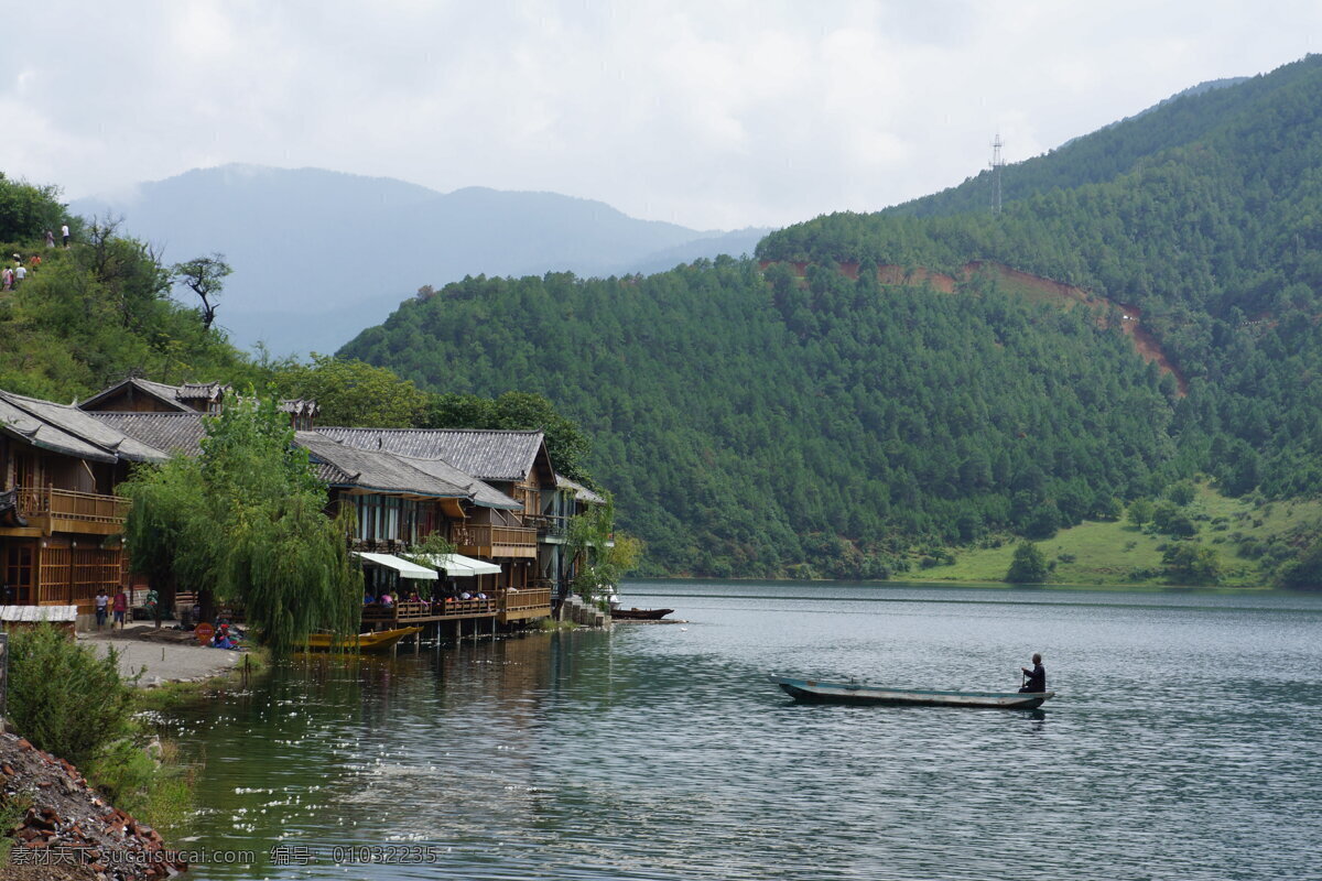 湖泊 老房子 风景 天空 度假 美景 自然景观 自然风景 旅游摄影 旅游 蓝天白云 森林 房子 山水风景 风景图片