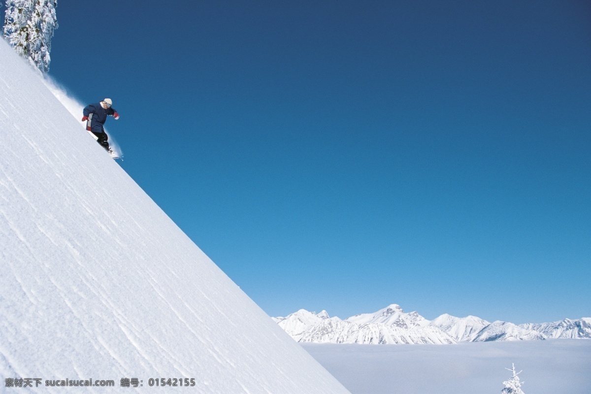 快速 下滑 滑雪 运动员 高清 冬天 雪地运动 划雪运动 极限运动 体育项目 速度 运动图片 生活百科 雪山 美丽 雪景 风景 摄影图片 高清图片 体育运动 蓝色