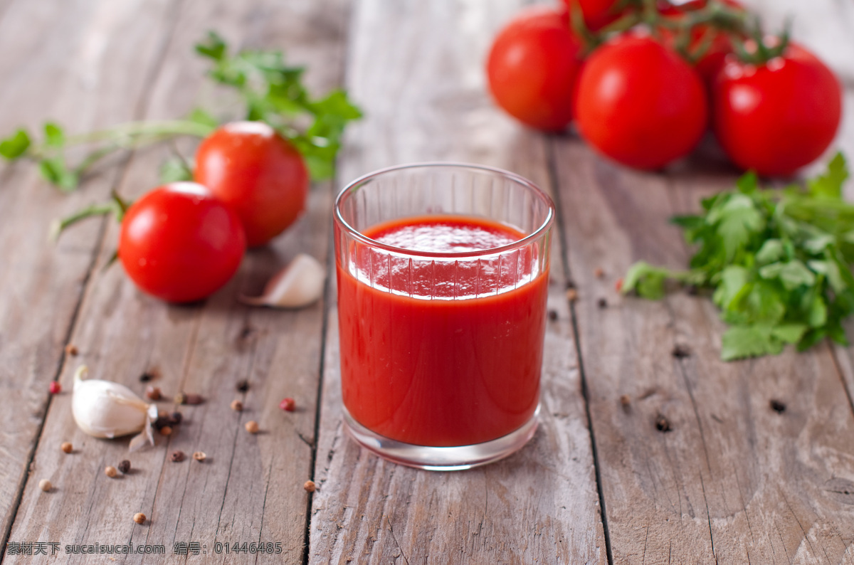 一杯番茄汁 番茄 西红柿 番茄汁 果汁 蔬菜汁 水果蔬菜 餐饮美食 红色
