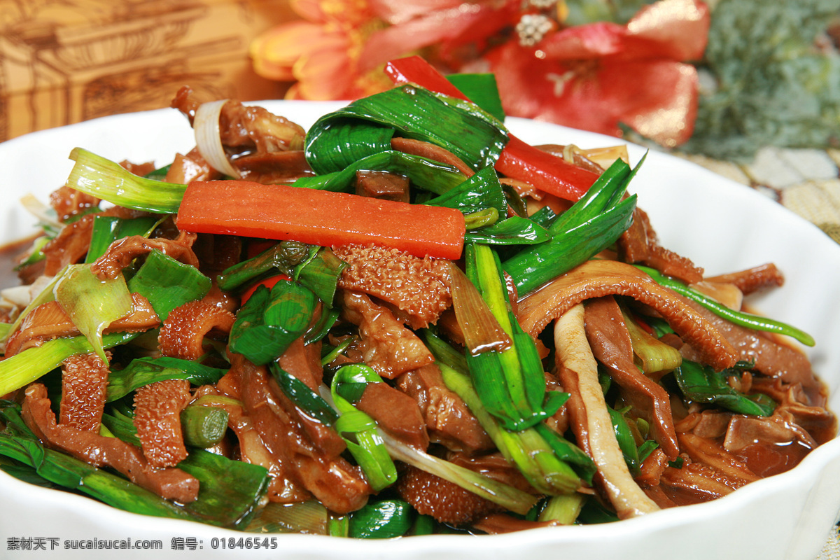 大蒜炒羊杂 大蒜 炒羊杂 菜品 传统美食 餐饮美食