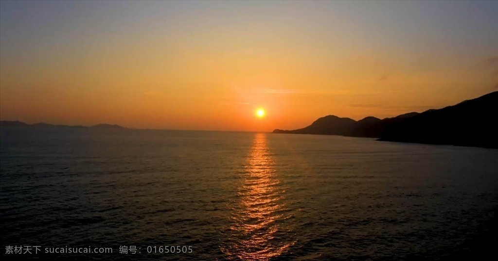 海上日出 大海 日出 太阳 阳光 自然风景 黎明 自然景观 海风 山海 唯美日出素材 唯美海上景观 海上阳光 视频素材 多媒体 实拍视频 自然风光 mp4