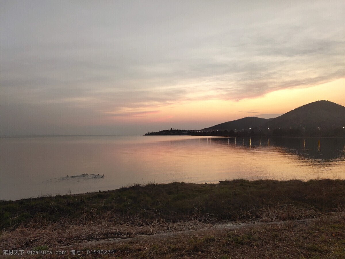 太湖景色 群山 水 夕阳 湖 天空 旅游摄影 自然风景