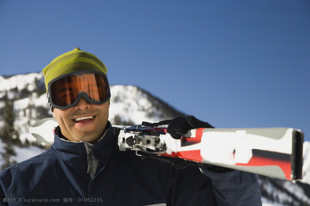健康 滑雪 工具 开心 男人 滑雪场 运动 滑雪工具 滑雪设备 男性 滑雪图片 生活百科