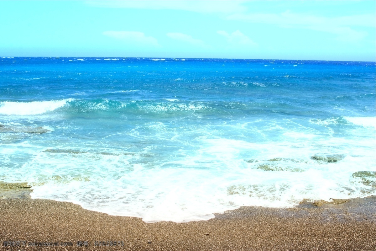 大海 海岸 海边 海浪 海水 海滩 蓝天 旅游 海边海滩 沙滩 海潮 美丽沙滩 沙滩风景 自然风景 美丽风景 自然景观 psd源文件