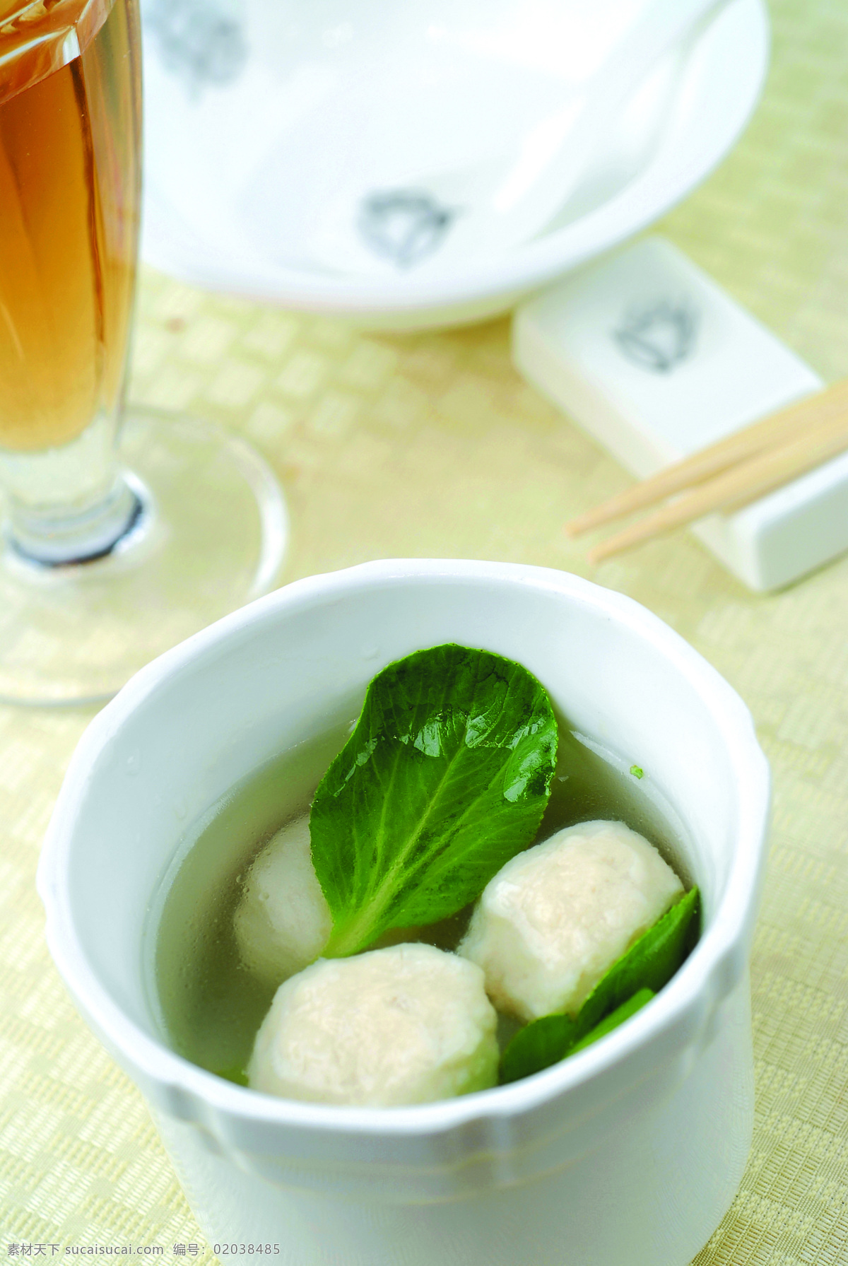 肉丸 青菜 汤 靓汤 美食 食物 餐饮 美食摄影 时尚美食 美食背景 家常菜 中华美食 餐饮美食