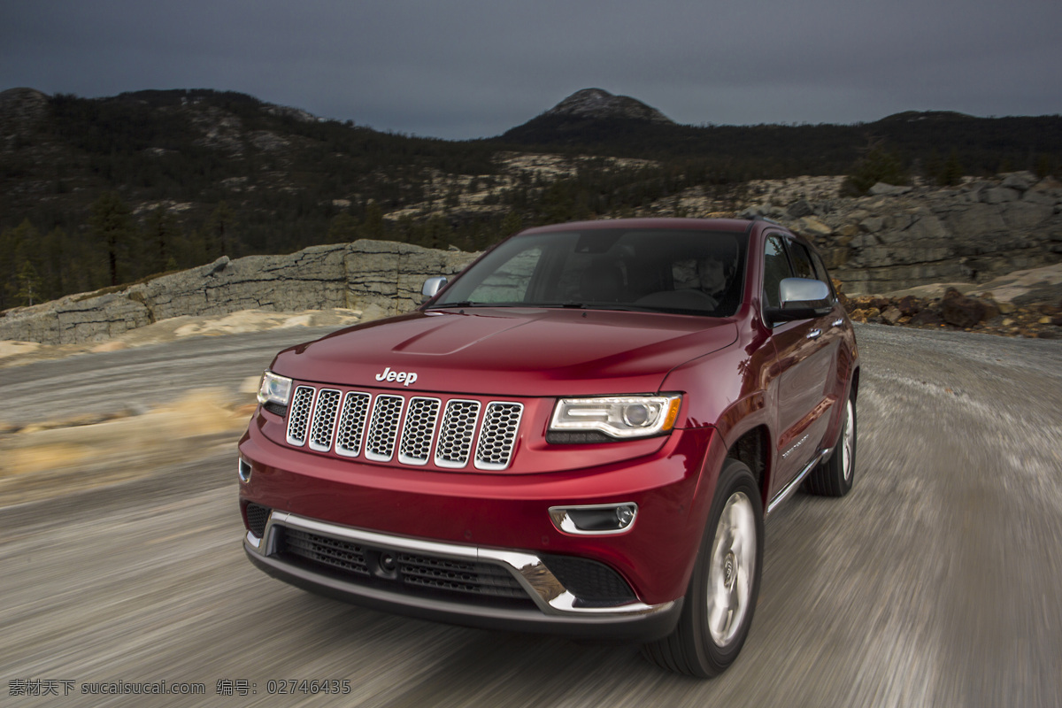 suv 风景 公路 豪车 吉普 交通工具 景色 旅行 2014jeepgrandcherokeesummit 越野车 大切诺基 豪华车 世界名车 驰骋 山地 汽车 现代科技 节日素材
