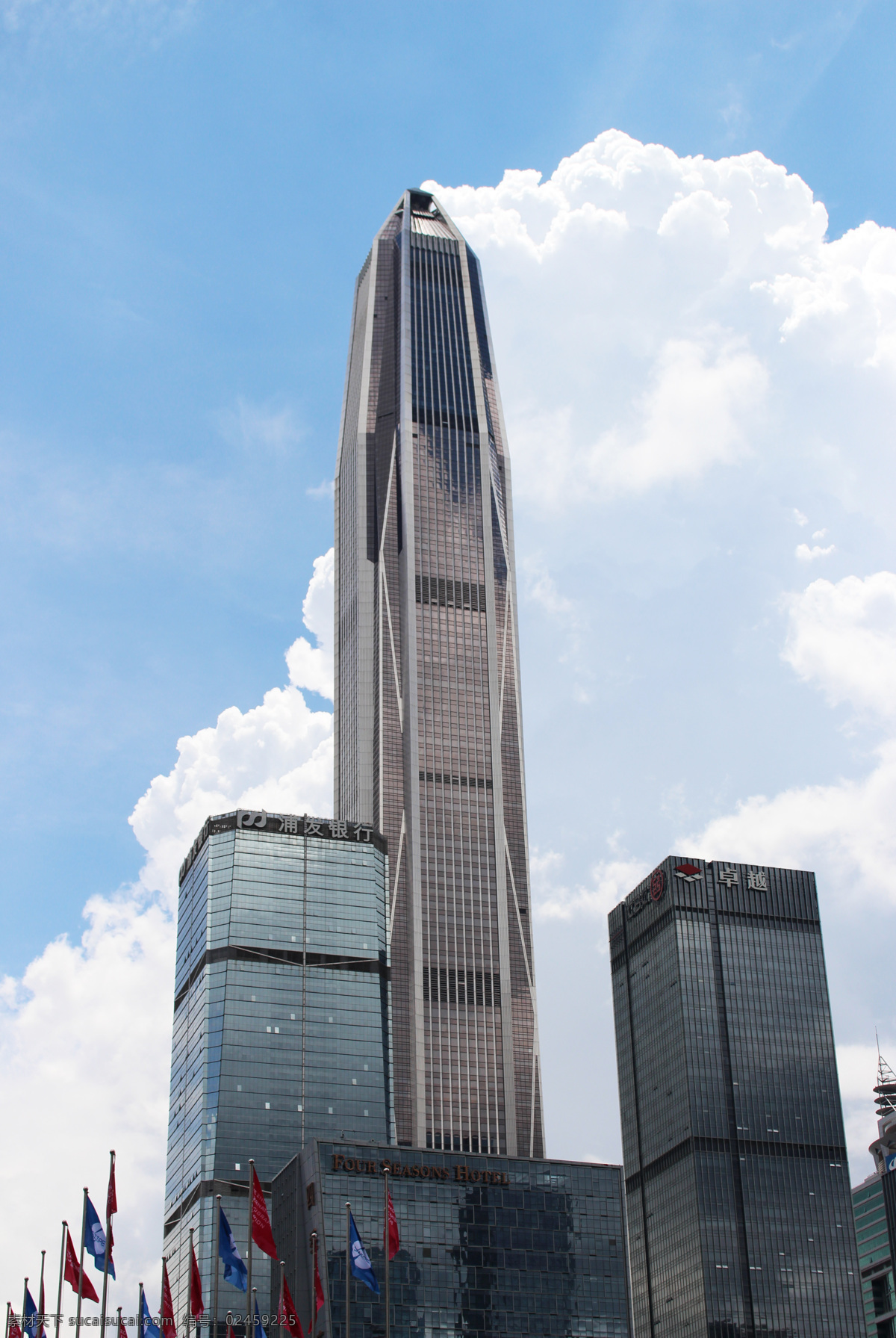 建筑摄影 平安金融中心 平安大厦 建筑 城市夜景 城市建筑 高楼大厦 中国平安 灯光 照片 建筑园林