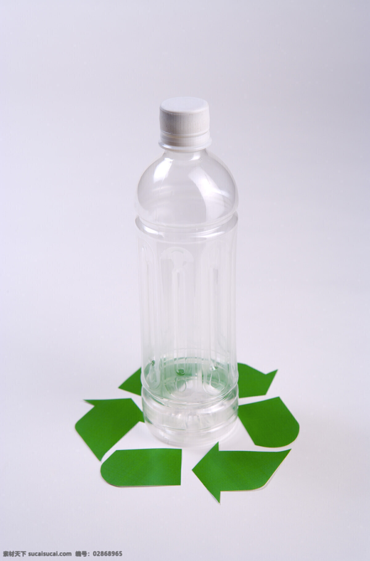 塑料瓶 回收 利用 公益 广告 垃圾 环保 公益广告 回收利用 可利用资源 高清图片 其他类别 生活百科