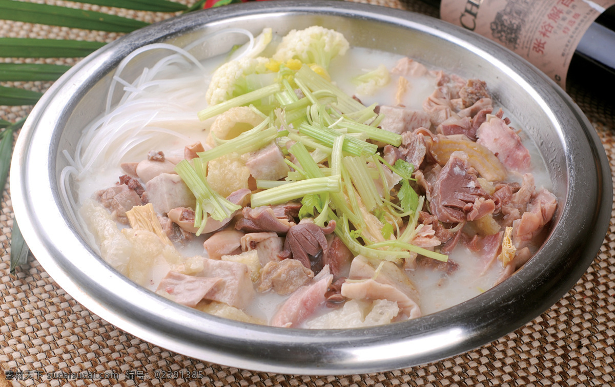 农家一锅烧 农家大杂烩 一锅鲜 一锅烧 大杂烩 杂烩 炖菜 餐饮美食 传统美食