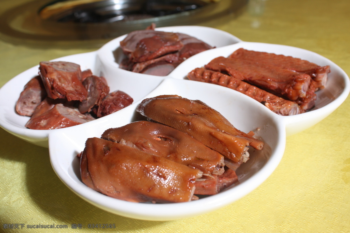 春秋鸭四宝 烤鸭 鸭四宝 鸭头 鸭心 鸭肝 鸭舌 餐饮美食 传统美食