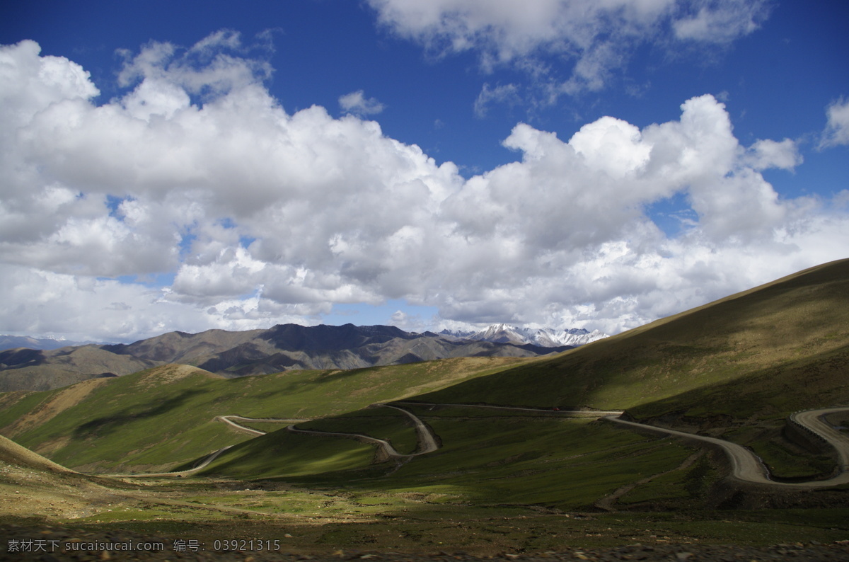 珠峰路 蓝天 白云 西藏 珠穆朗玛峰 山峦 自然景观 国内旅游 旅游摄影