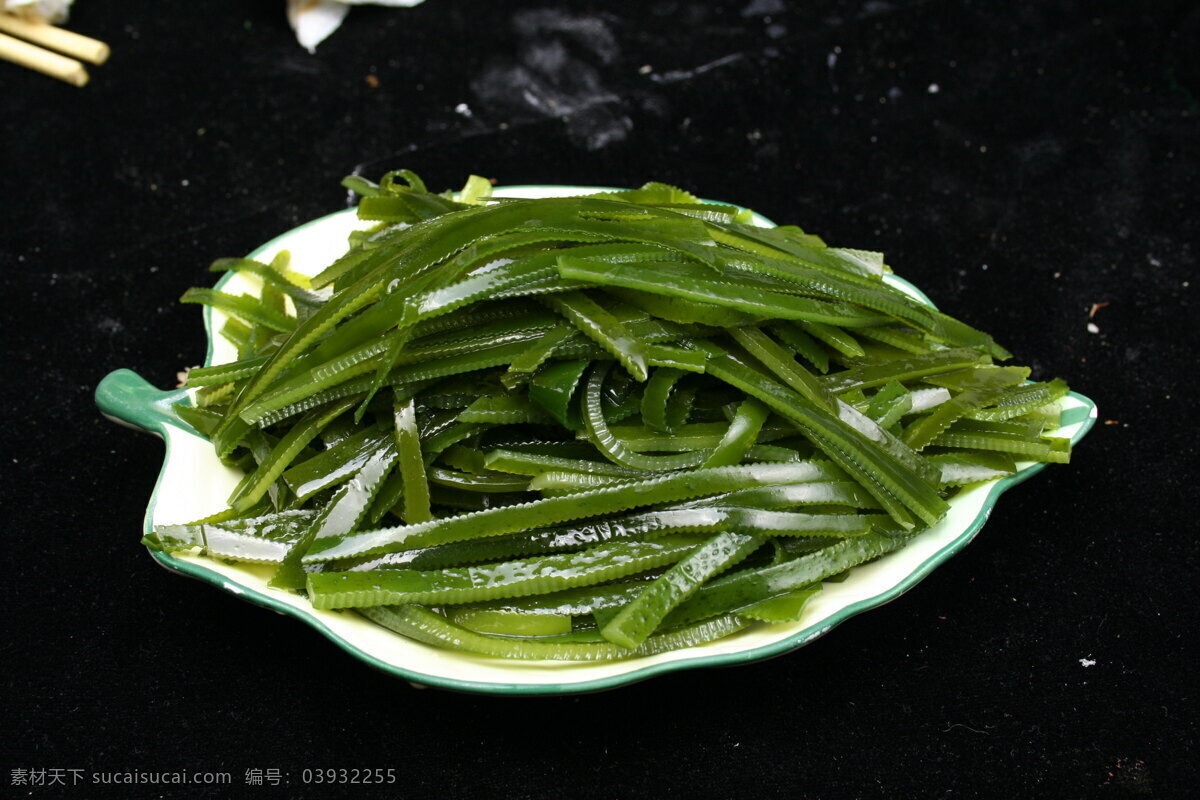 海带丝 诱人美食 家常菜 中国美食 美食图片 传统美食 炖品汤羹 餐饮美食 生活百科 食品 菜肴 菜 食物 美食