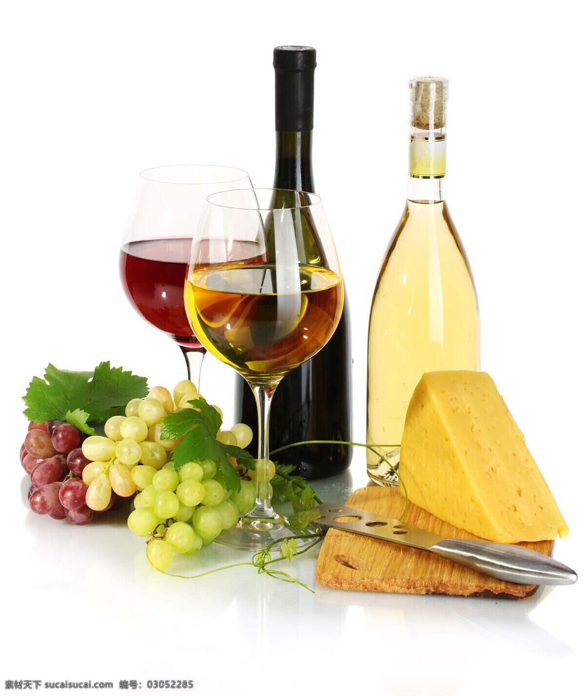 葡萄与美酒 葡萄 葡萄素材 葡萄摄影 红酒 酒杯 酒瓶 美食 面包 酒水饮料 餐饮美食 白色