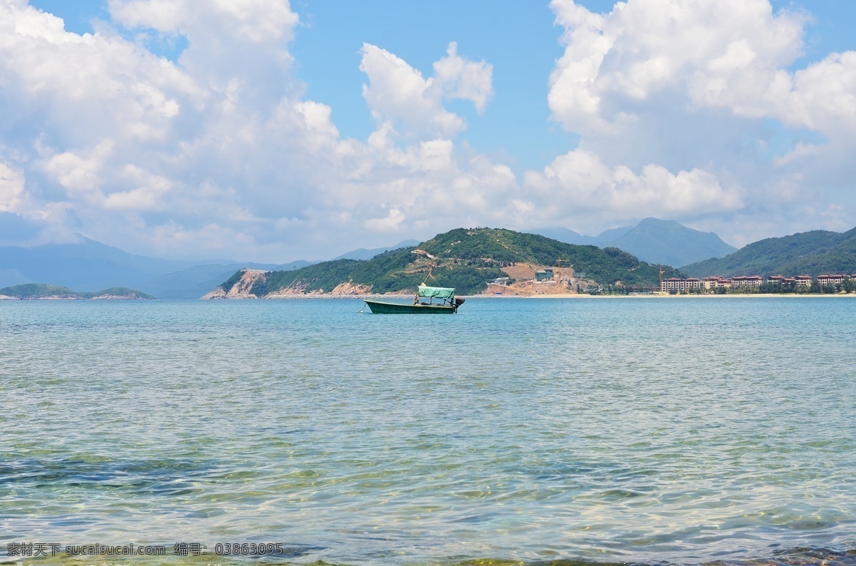 大海里的船只 海洋海边 自然风光 海洋风景 船只 大海 蓝天白云 自然景观 灰色