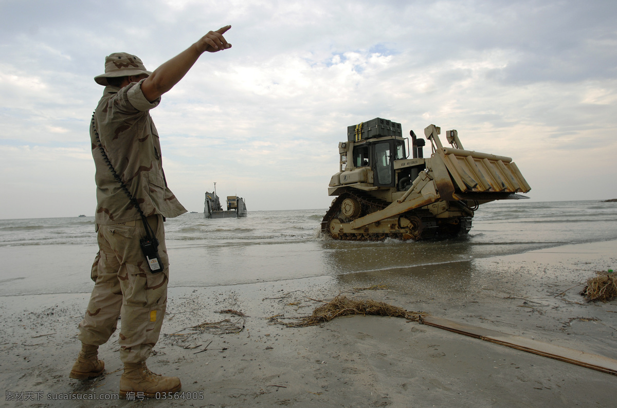 工程车 海面 海滩 人物图库 士兵 职业人物 指挥 美国 海军陆战队 登陆舰 psd源文件