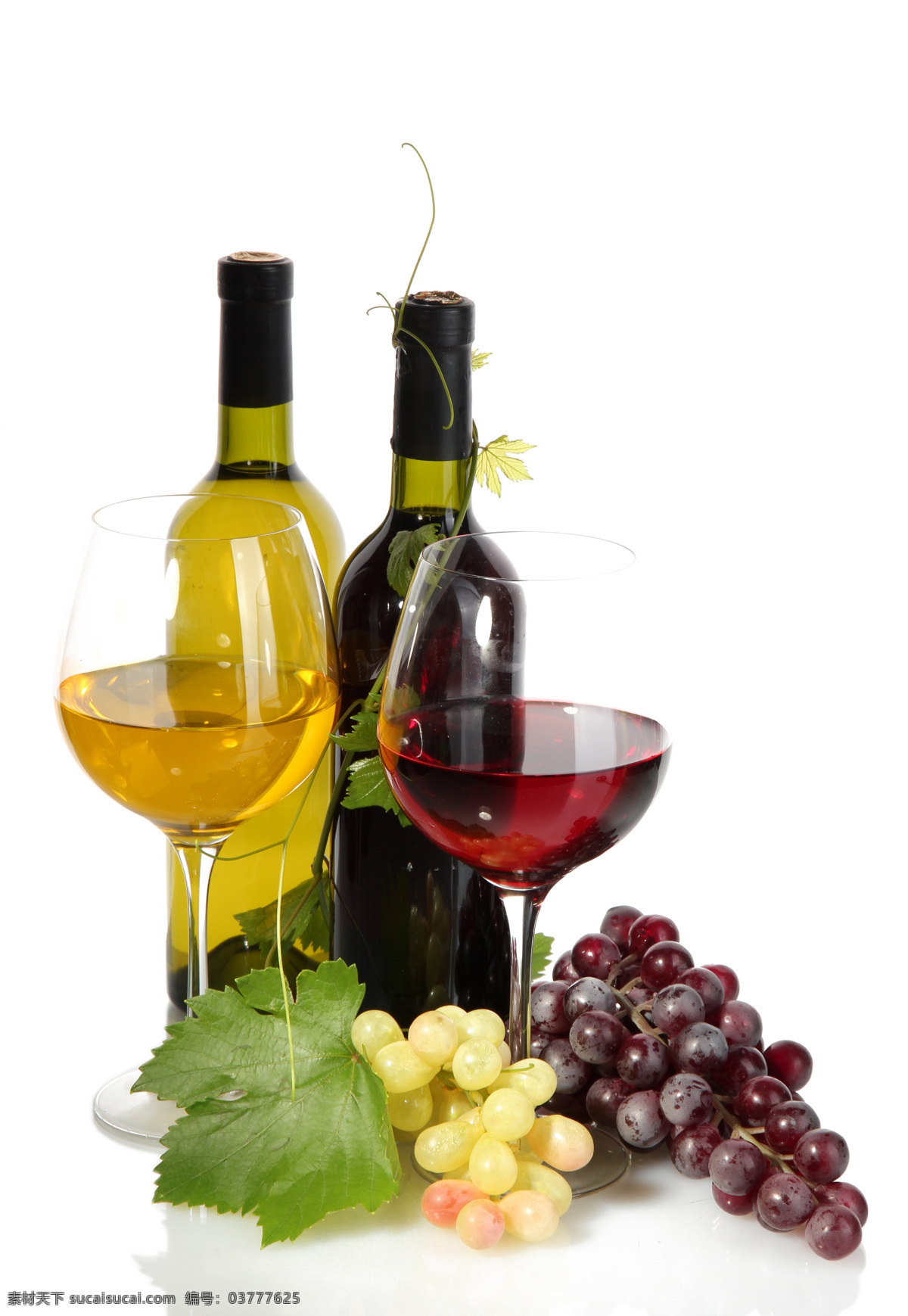 葡萄酒 新鲜 葡萄 酒水饮料 新鲜水果 绿叶 高脚杯 休闲饮品 餐饮美食 白色