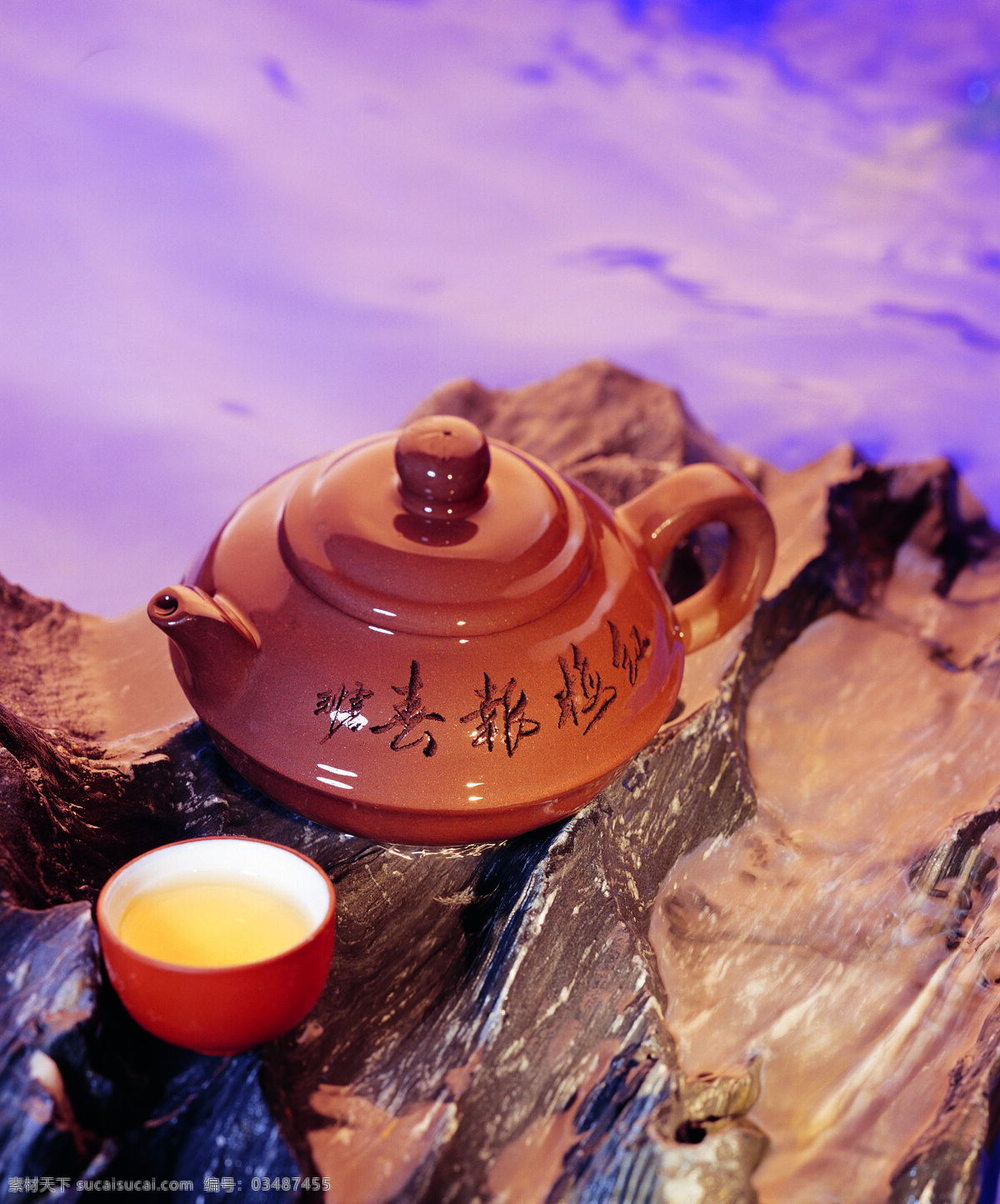 餐饮美食 茶杯 茶壶 茶具 茶叶 场景 陶瓷 岩石 茶 品味 茶之品味 云雾 饮料酒水 psd源文件 餐饮素材