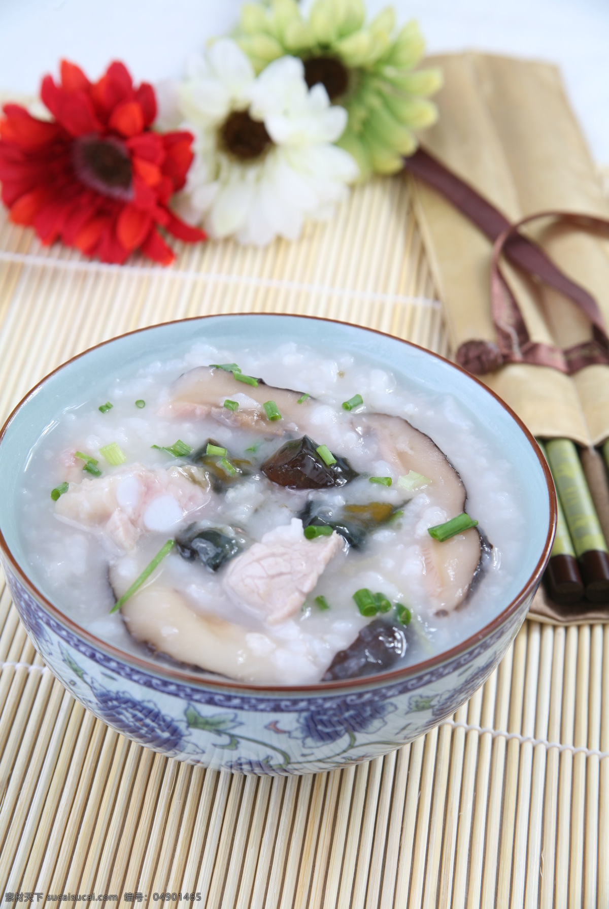 皮蛋鱼片粥 皮蛋 鱼片 粥 餐饮美食 传统美食 摄影图库