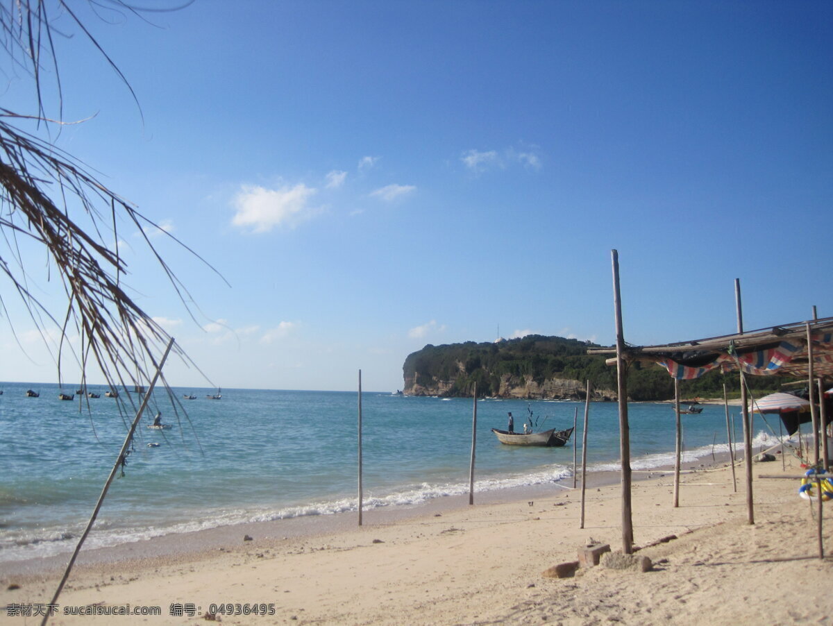 白云 碧绿 海边 海岛 海浪 海水 海滩 蓝天 涠 洲岛 涠洲岛海边 涠洲岛 砂岩 冲刷 海田 乌云 天空 湛蓝 渔船 阳光 耀眼 游玩 自然风景 旅游摄影 psd源文件