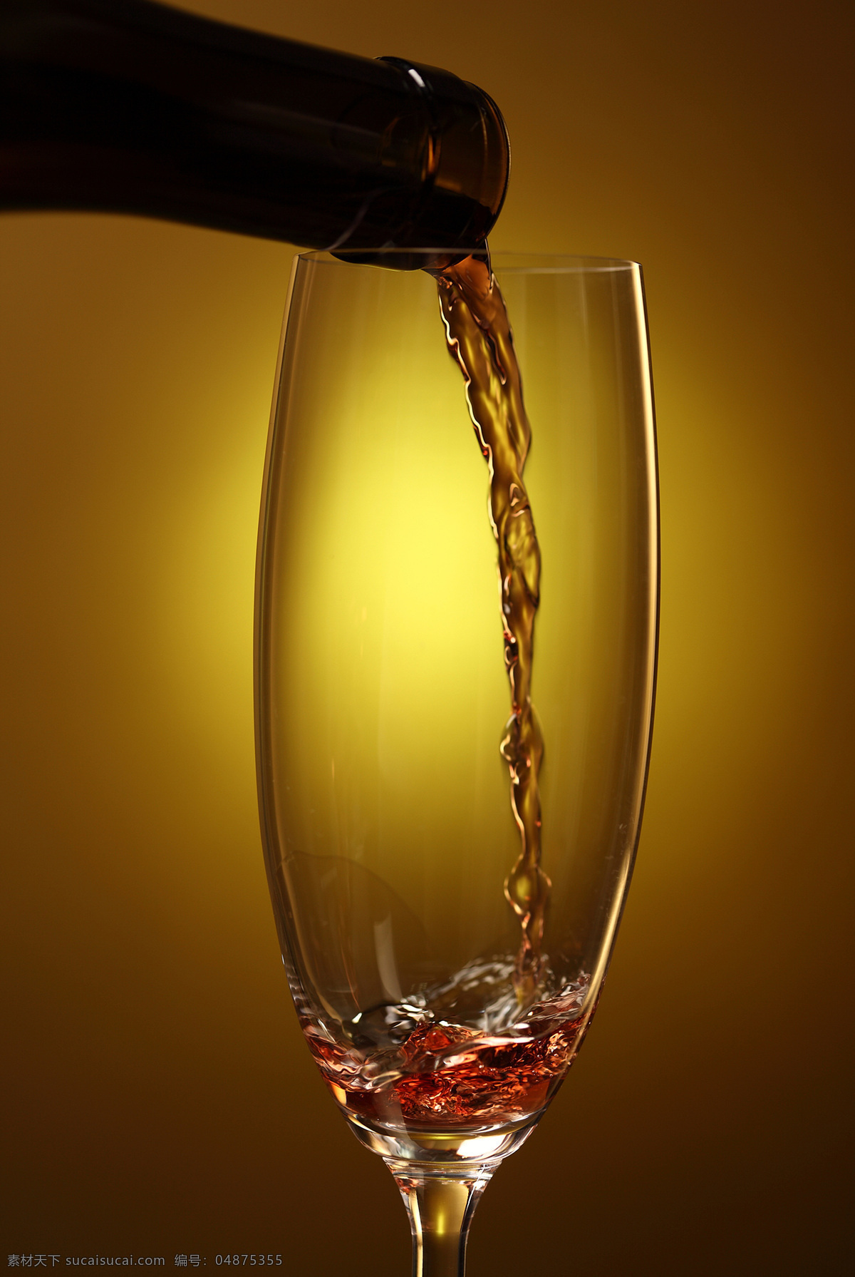 一杯 葡萄酒 红酒 酒杯 酒液 休闲饮品 酒水饮料 餐饮美食 酒类图片