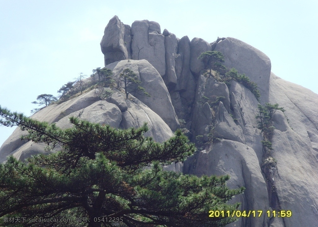 黄山 山顶 树木 怪石 蓝天 石头 美丽风景 国内旅游 旅游摄影