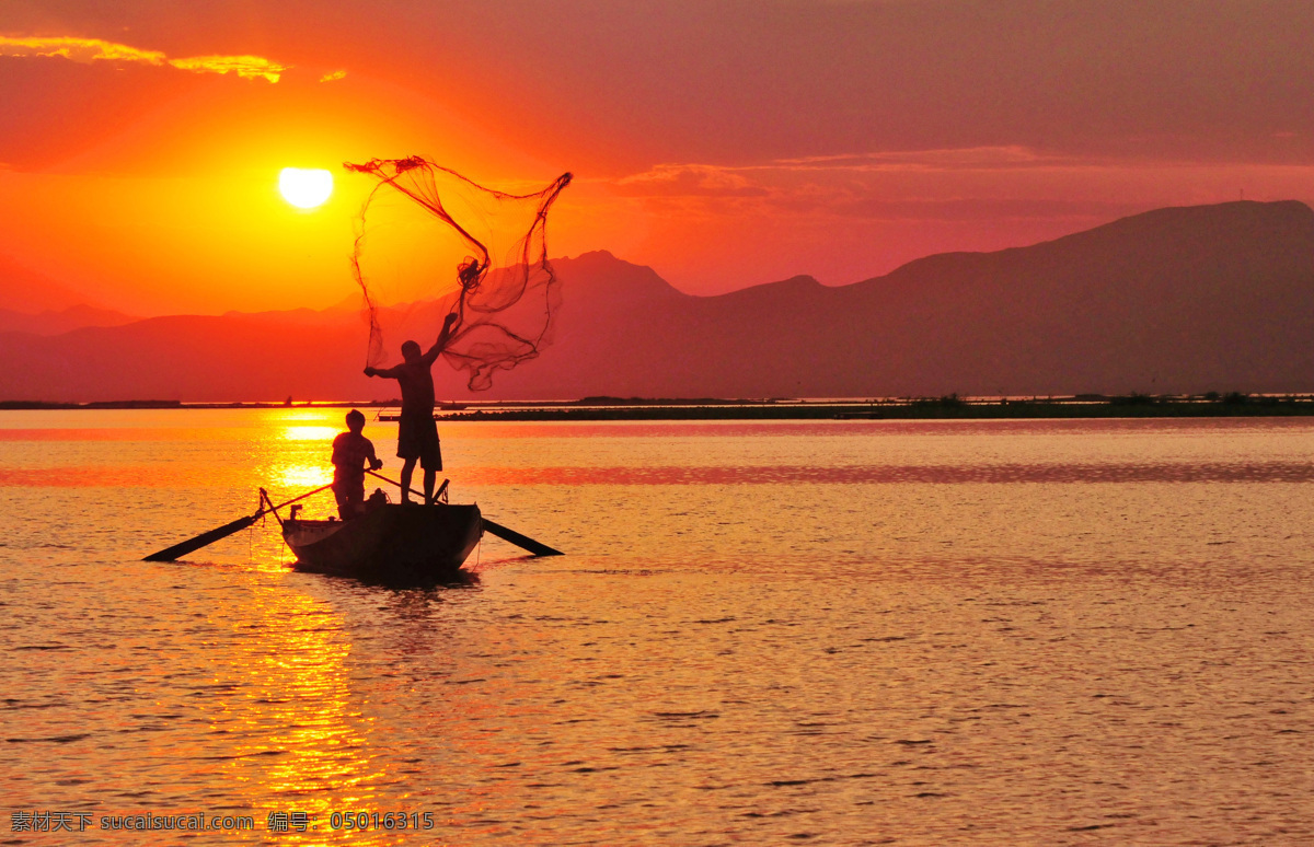 渔船图片 渔船 渔民 打鱼 撒网 晚霞 湖水 风景 dm 宣传 旅游摄影 自然风景