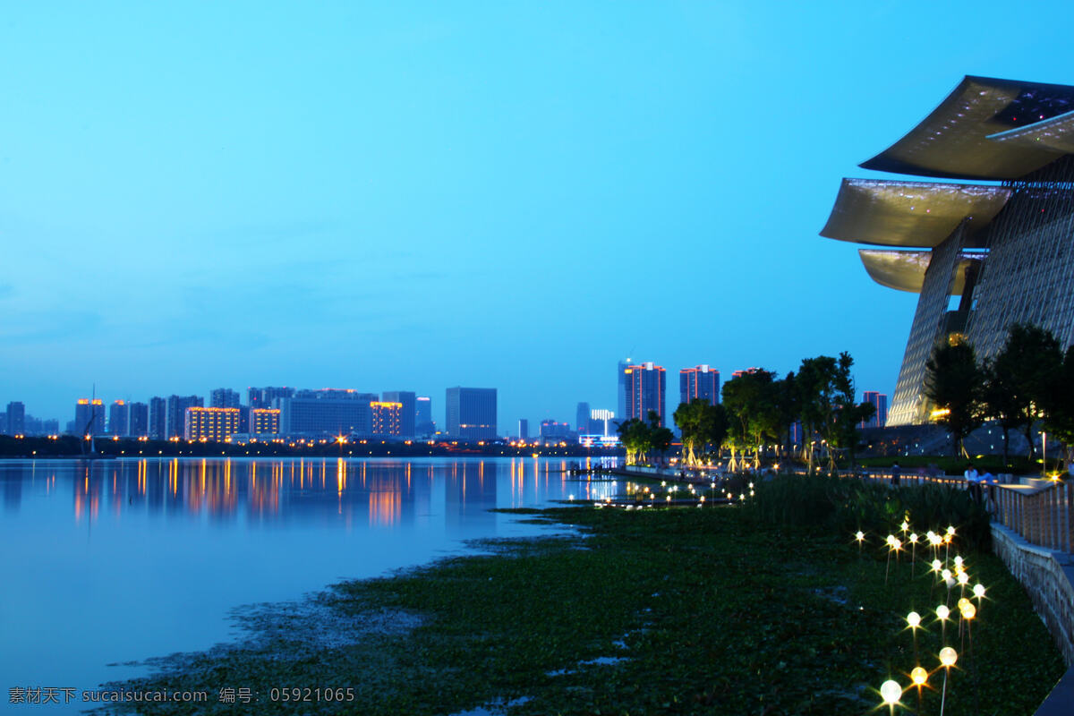 无锡风光 无锡 大剧院 建筑 湖水 倒影 灯光 夜景 国内旅游 旅游摄影