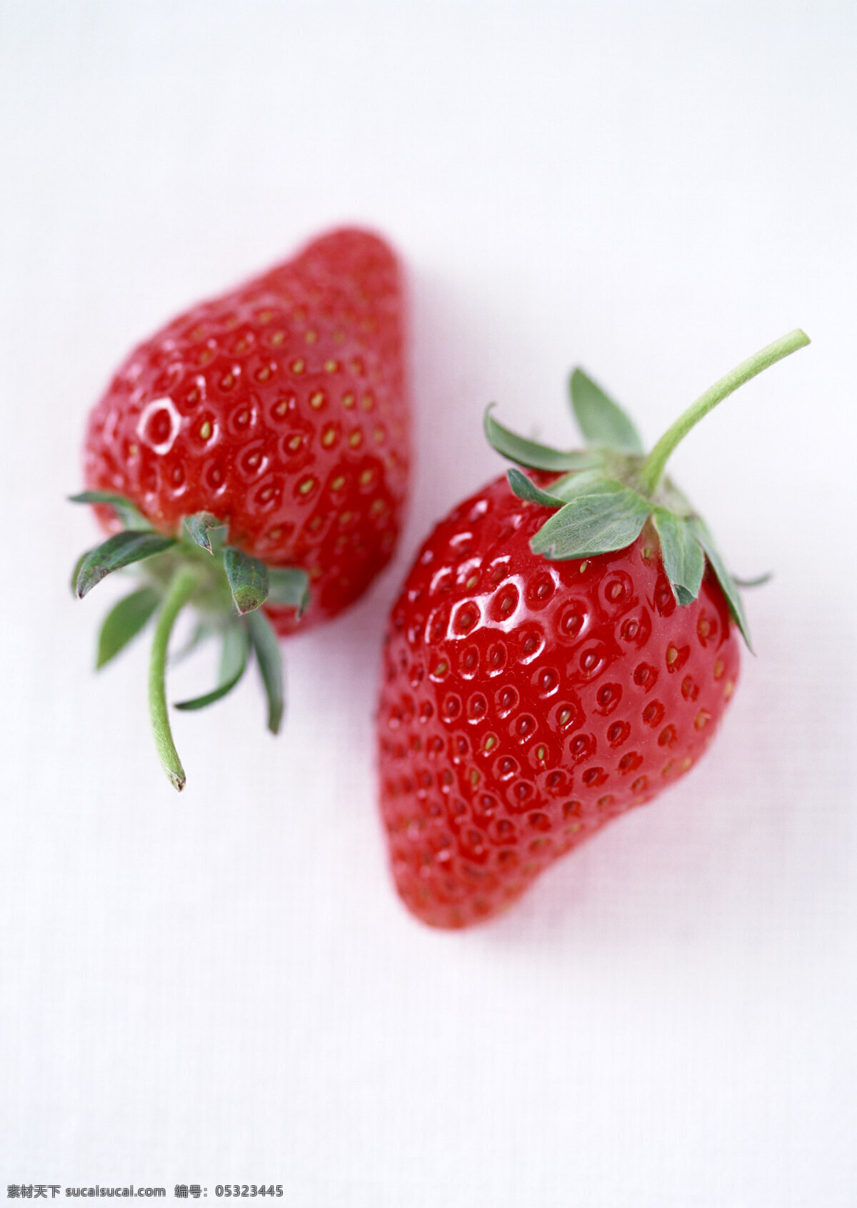 草莓 高清 摄影图 水果 特写 微距 写真 新鲜 高精度图