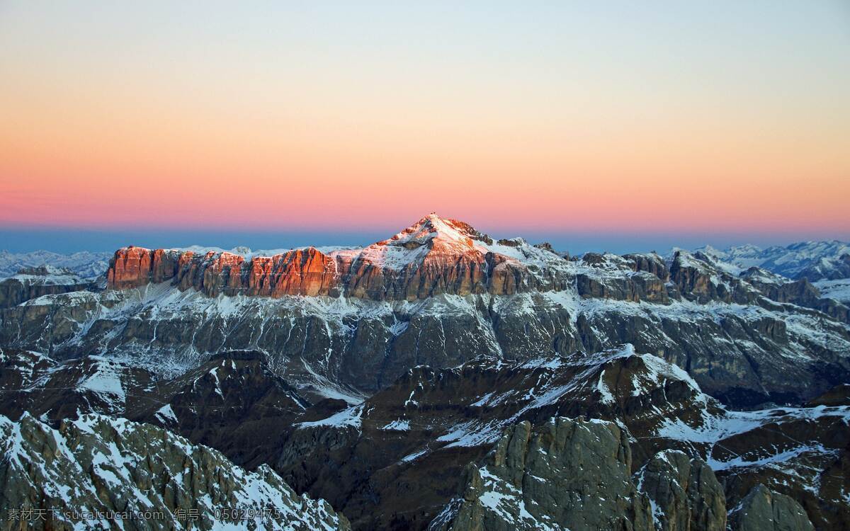 冰山 冰 雪 山 夕阳 山顶 红色 岩石 悬崖峭壁 风景 自然景观 自然风景