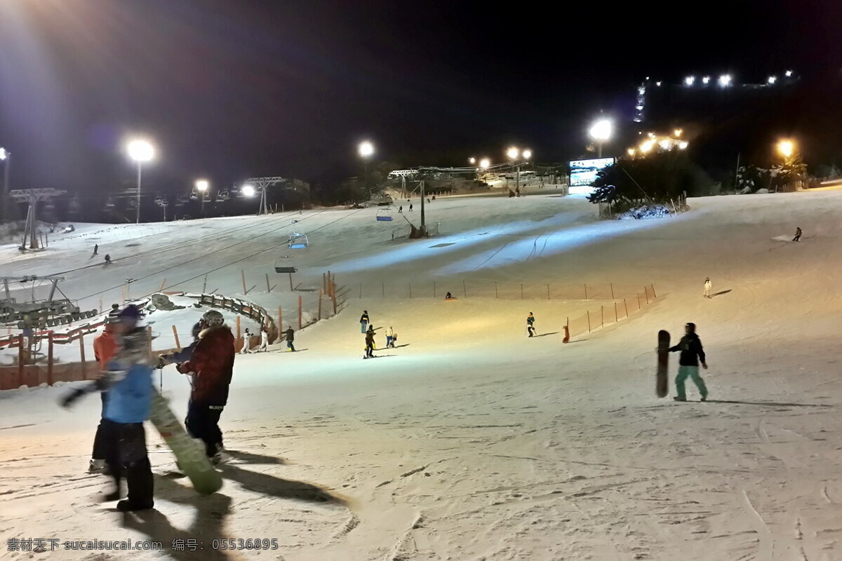 唯美 黑夜 滑雪场 夜晚 夜间 晚上 深夜
