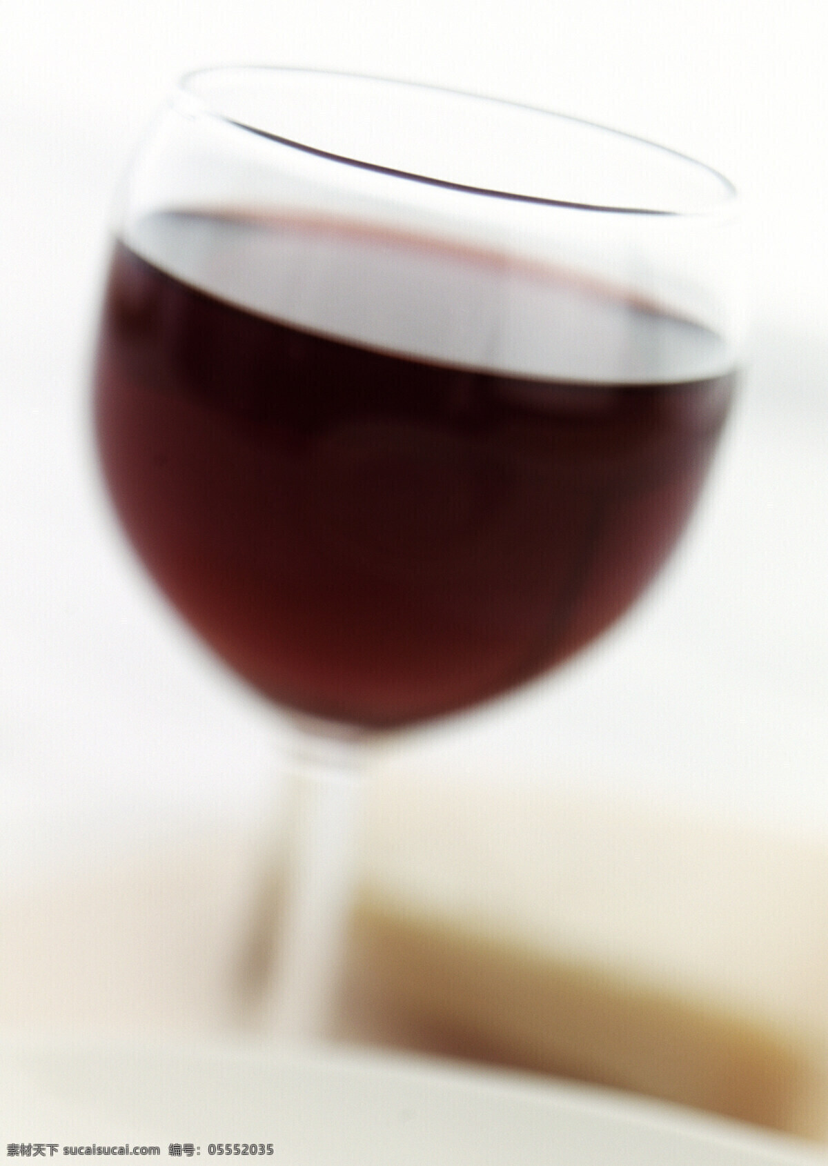 葡萄酒 红酒 酒水饮料 美酒 酒杯 玻璃杯 高脚杯 酒类图片 餐饮美食