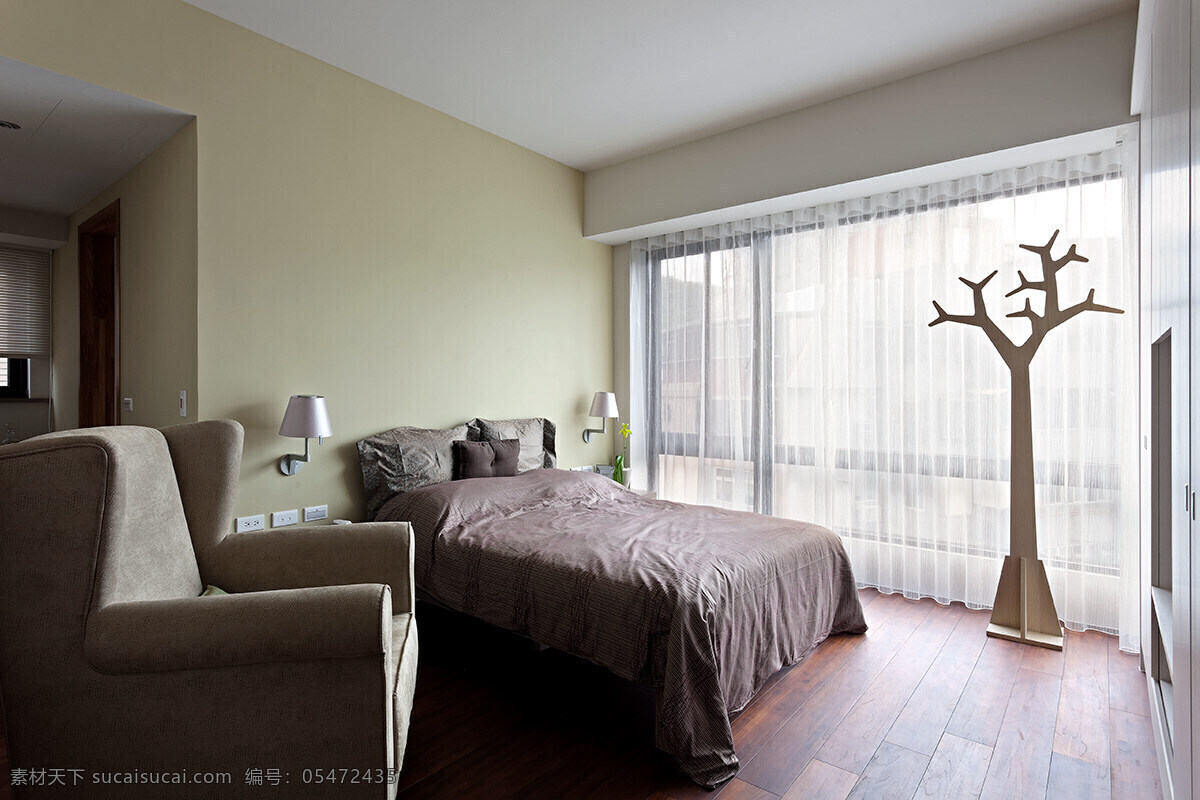 现代 极 简 卧室 纯色 背景 墙 室内装修 效果图 纯色背景墙 黑色床 木制背景墙 卧室装修